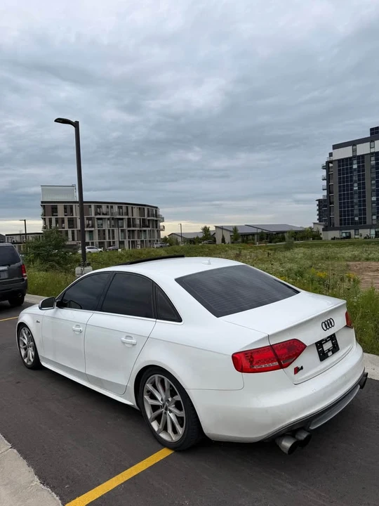 2011 Audi B8 S4 - Image 3 of 12