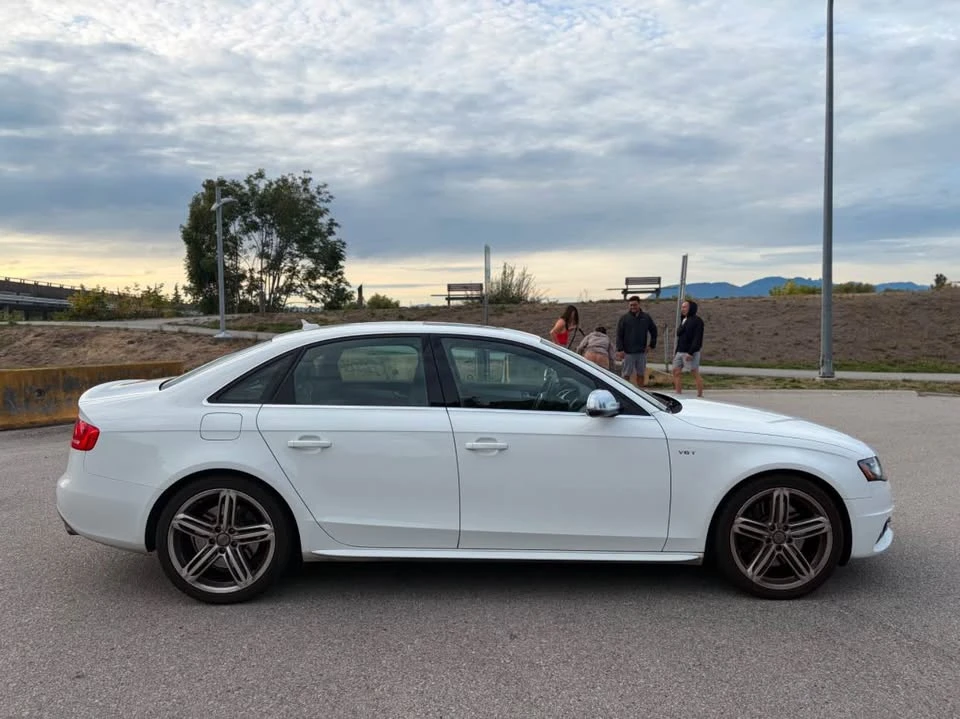 2011 Audi B8 S4 - Image 4 of 17