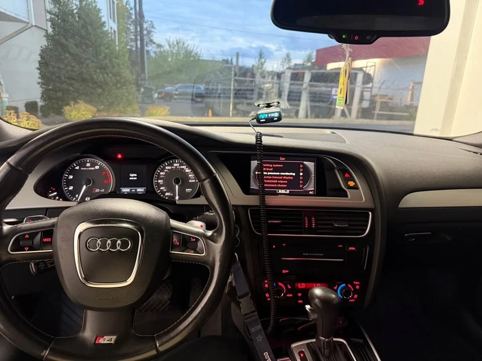 2011 Audi B8 S4 - Image 8 of 9