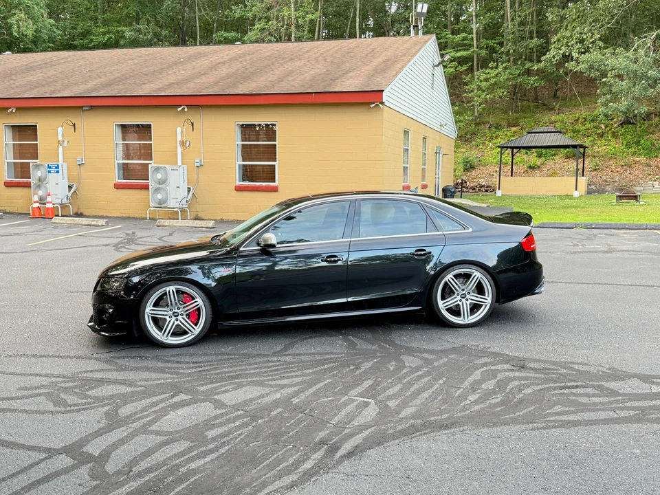 2011 Audi B8 S4 - Image 12 of 31