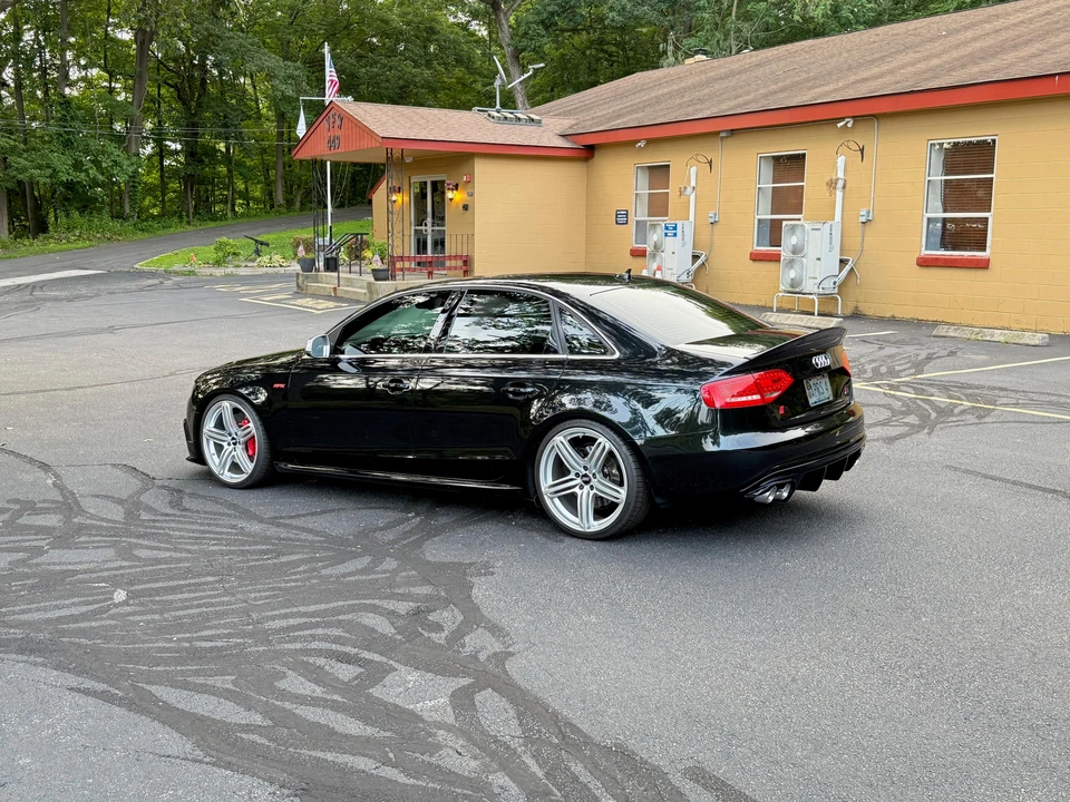 2011 Audi B8 S4 - Image 15 of 31