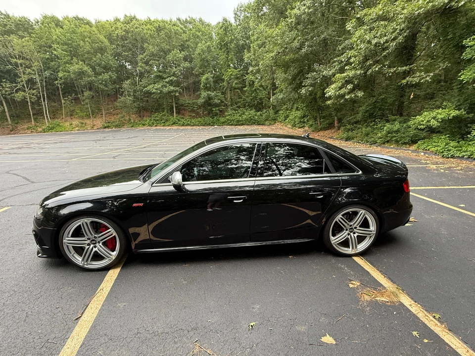 2011 Audi B8 S4 - Image 11 of 31