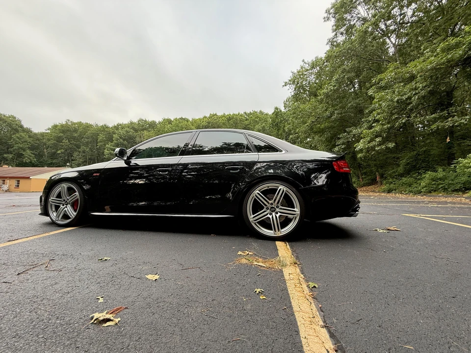 2011 Audi B8 S4 - Image 14 of 31