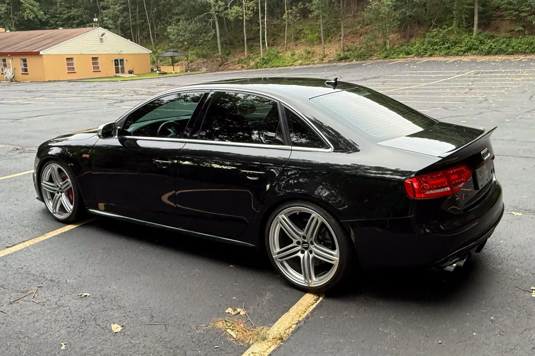 2011 Audi B8 S4 - Image 4 of 31