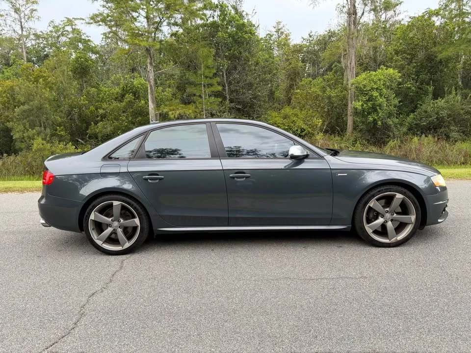 2011 Audi B8 S4 - Image 6 of 17