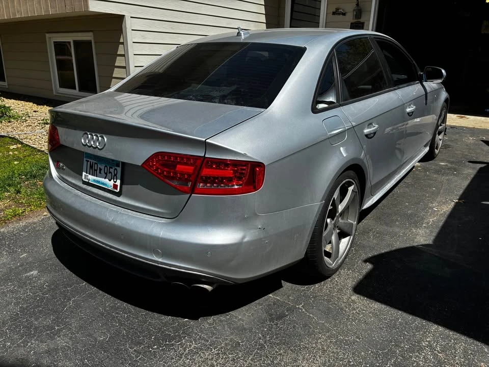 2011 Audi B8 S4 - Image 4 of 8