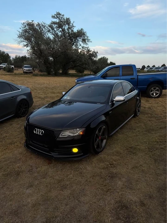 2011 Audi B8 S4 - Image 4 of 12