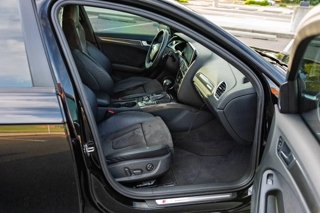 2011 Audi B8 S4 - Image 9 of 20