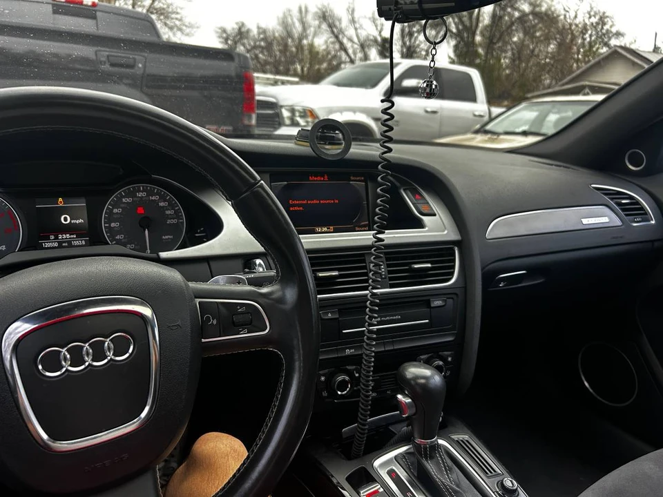 2011 Audi B8 S4 - Image 2 of 7