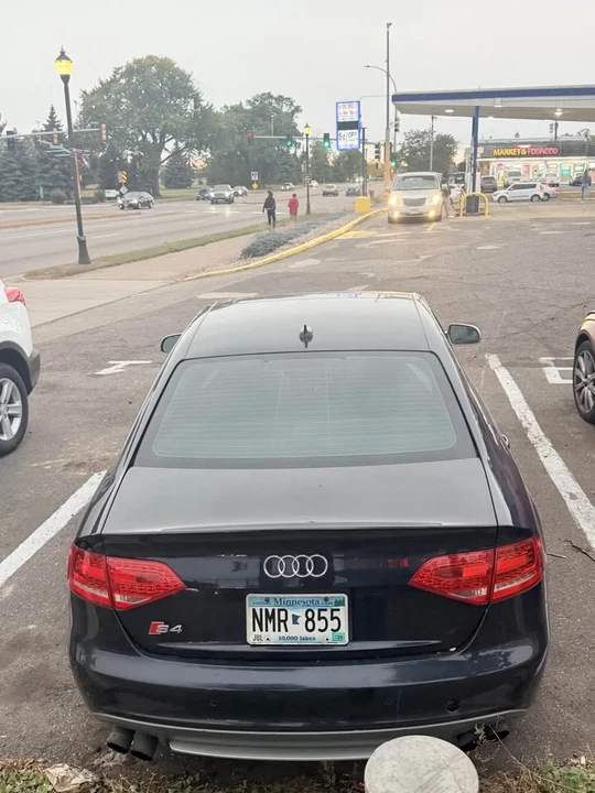 2011 Audi B8 S4 - Image 4 of 6