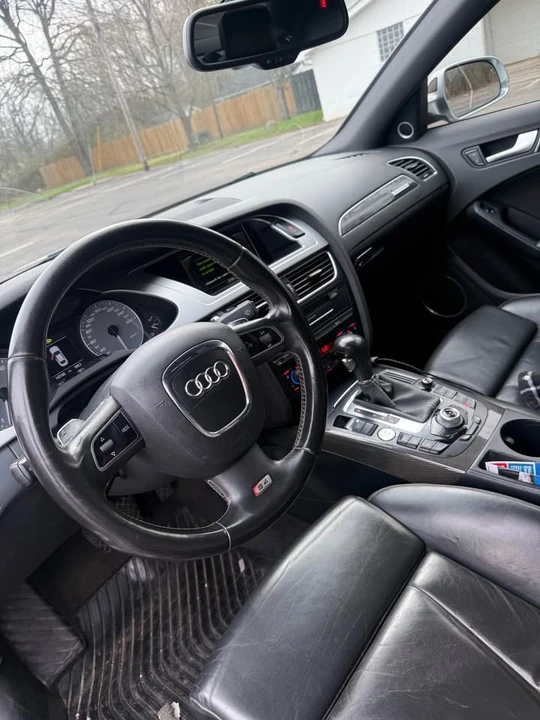 2011 Audi B8 S4 - Image 8 of 13