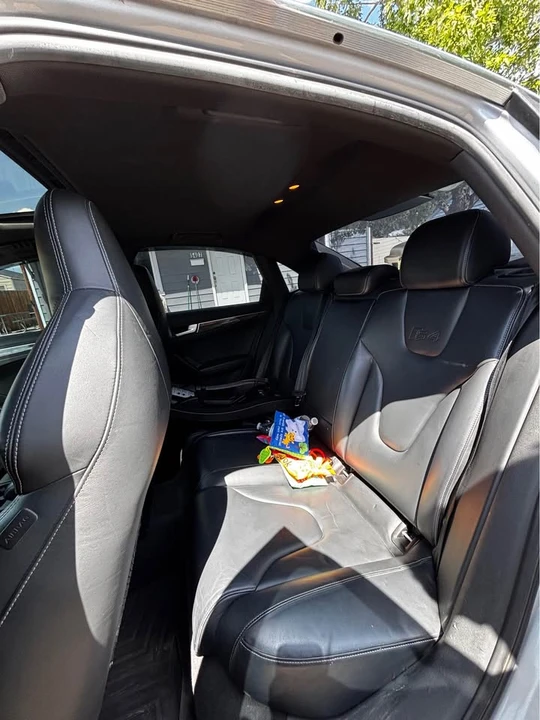 2011 Audi - Image 15 of 17