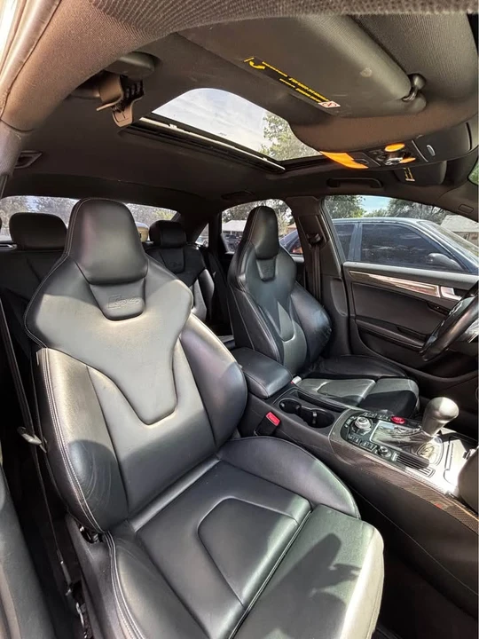2011 Audi - Image 12 of 17