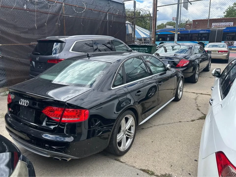 2011 Audi B8 S4 - Image 3 of 19