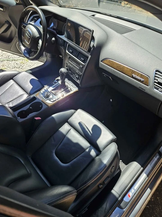 2011 Audi B8 S4 - Image 14 of 19