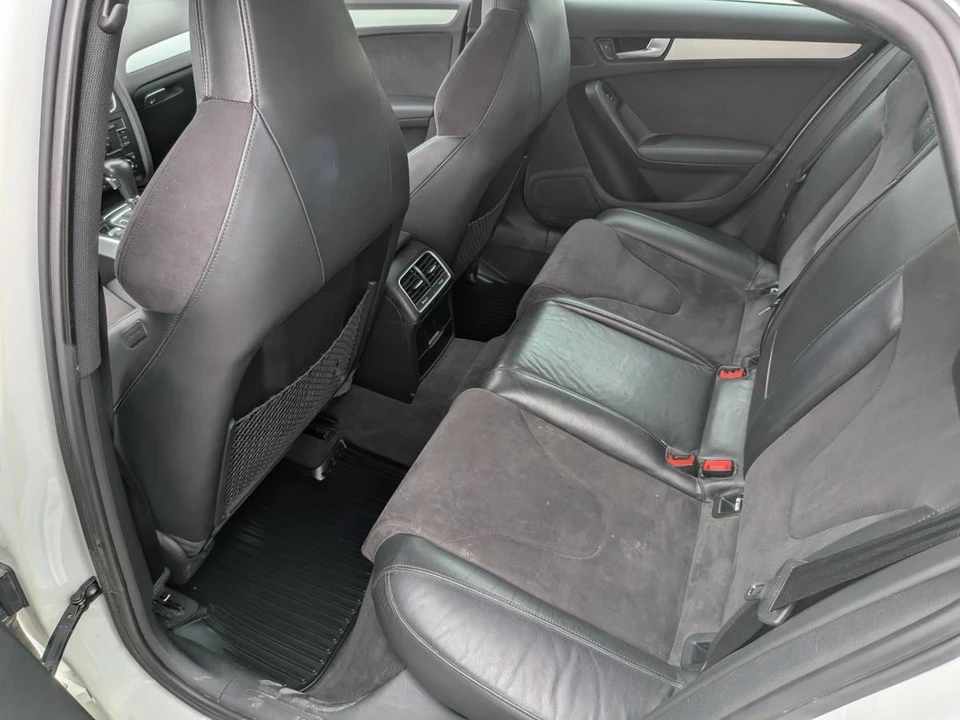 2011 Audi B8 S4 - Image 10 of 12