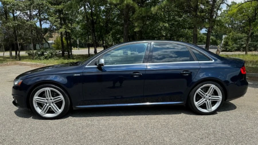 2011 Audi B8 S4 - Image 2 of 22