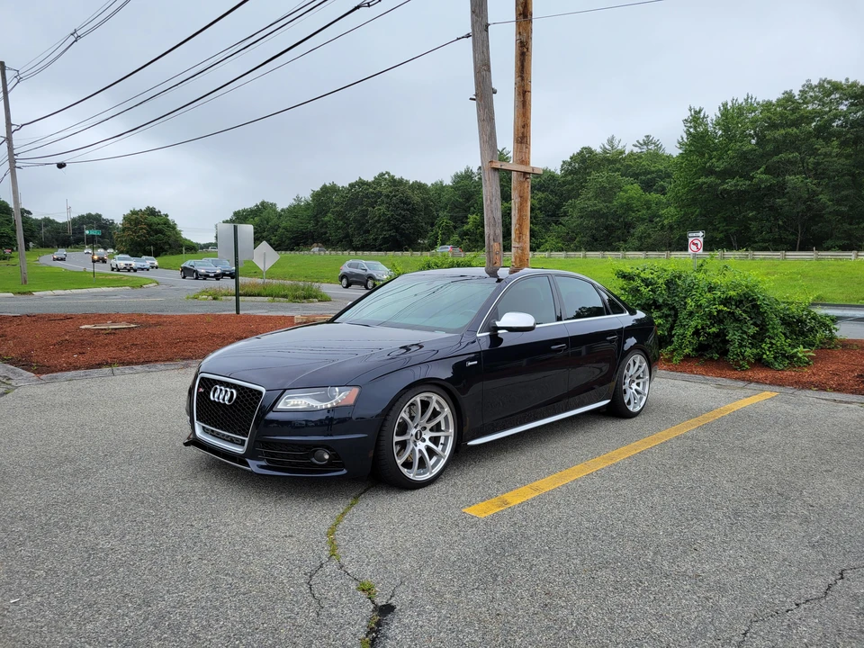 2011 Audi B8 S4 - Image 9 of 31