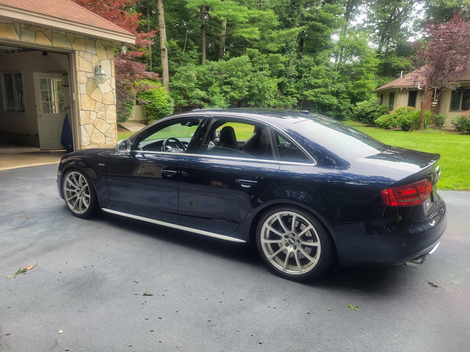 2011 Audi B8 S4 - Image 14 of 31