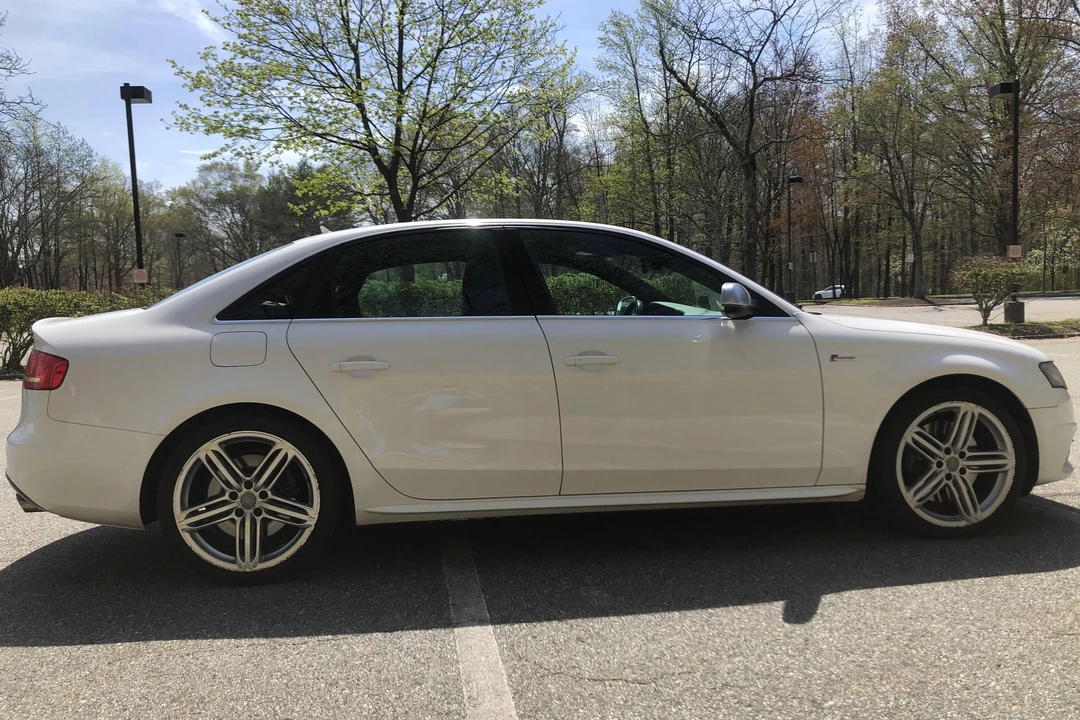 2011 Audi B8 S4 - Image 3 of 5