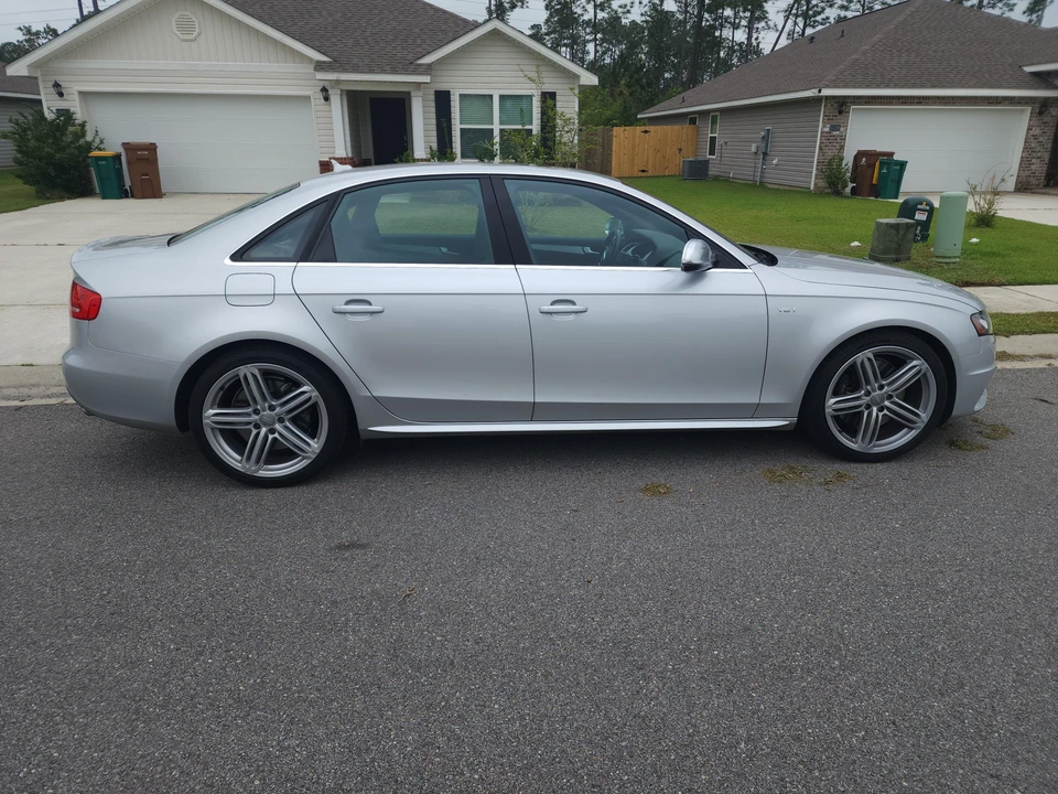 2011 Audi B8 S4 - Image 13 of 31