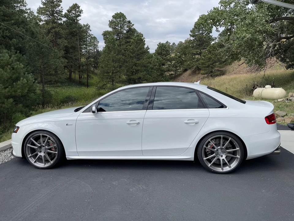 2011 Audi B8 S4 - Image 8 of 28