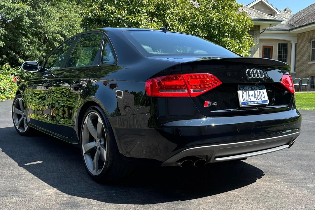 2011 Audi B8 S4 - Image 4 of 31