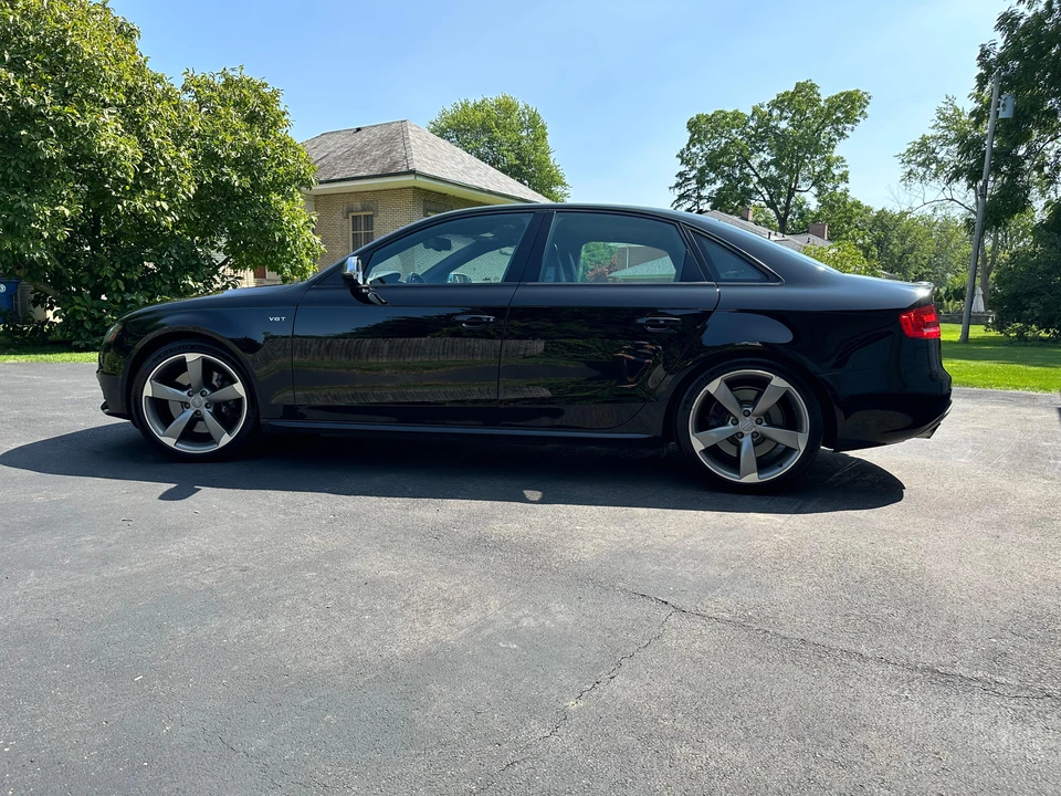 2011 Audi B8 S4 - Image 15 of 31