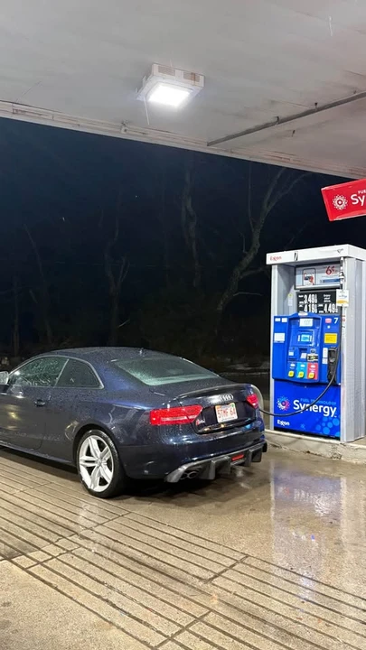 2011 Audi B8 S5 - Image 2 of 10