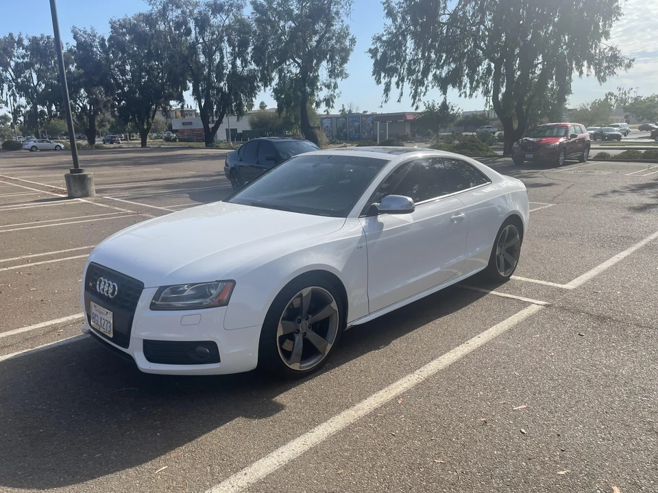 2011 Audi B8 S5 - Image 8 of 31