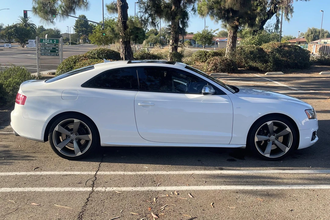 2011 Audi B8 S5 - Image 3 of 31