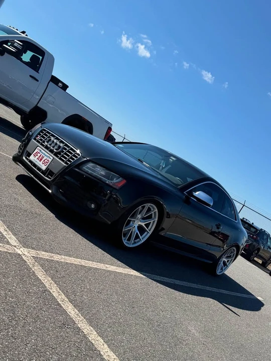 2011 Audi B8 S5 - Image 3 of 4
