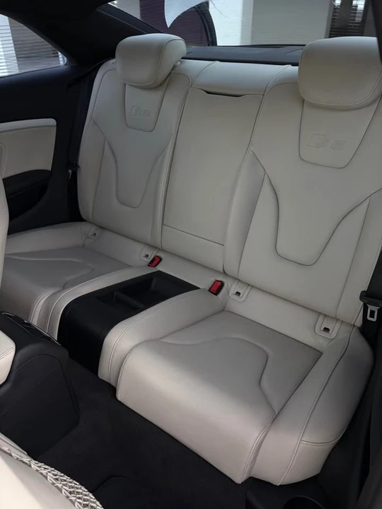 2011 Audi B8 S5 - Image 10 of 13