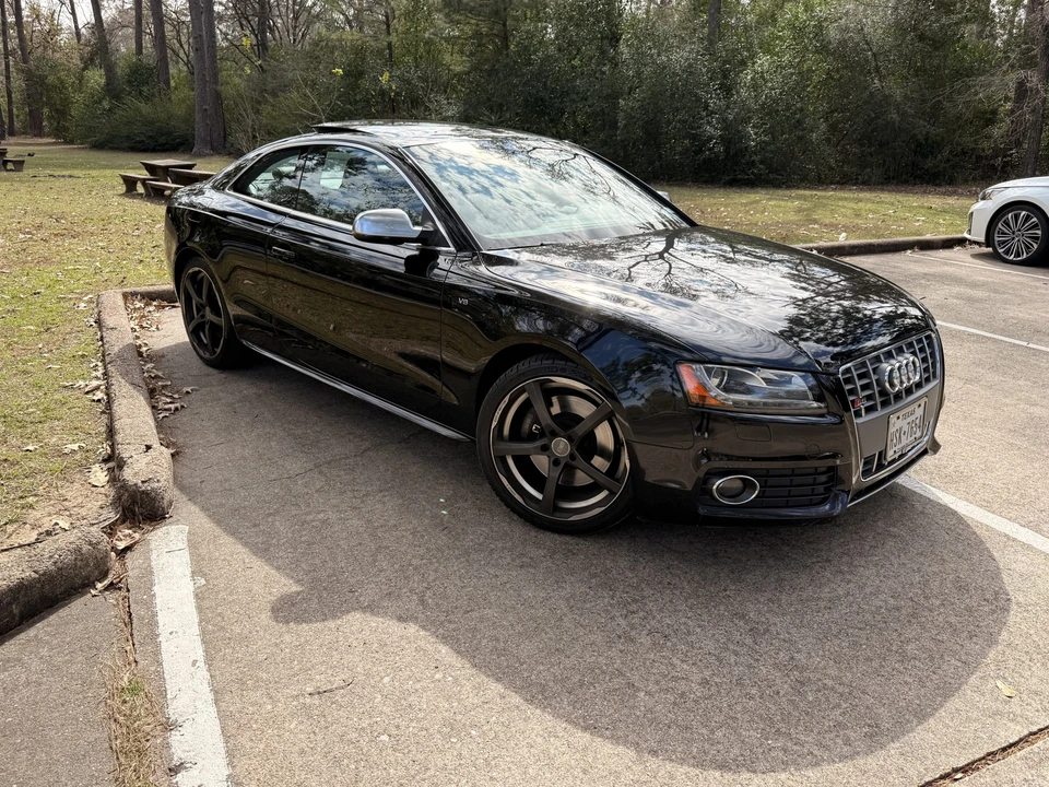 2011 Audi B8 S5 - Image 2 of 31
