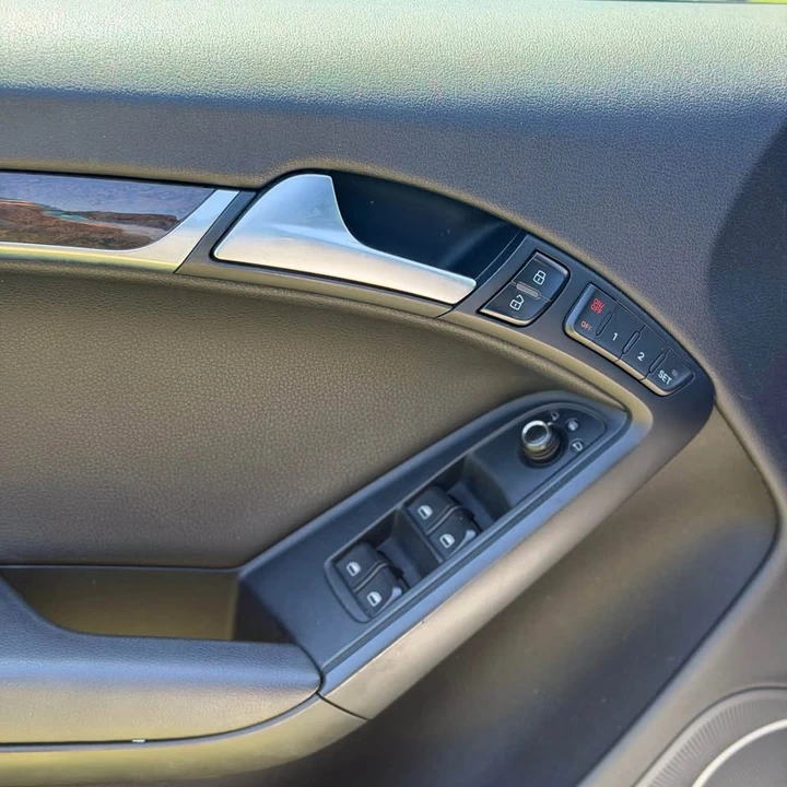2011 Audi B8 S5 - Image 8 of 15