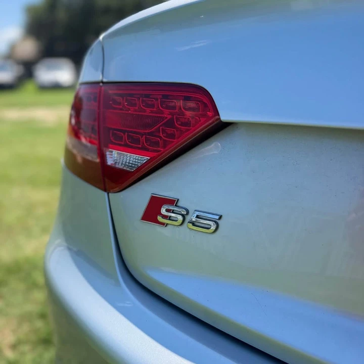 2011 Audi B8 S5 - Image 6 of 15
