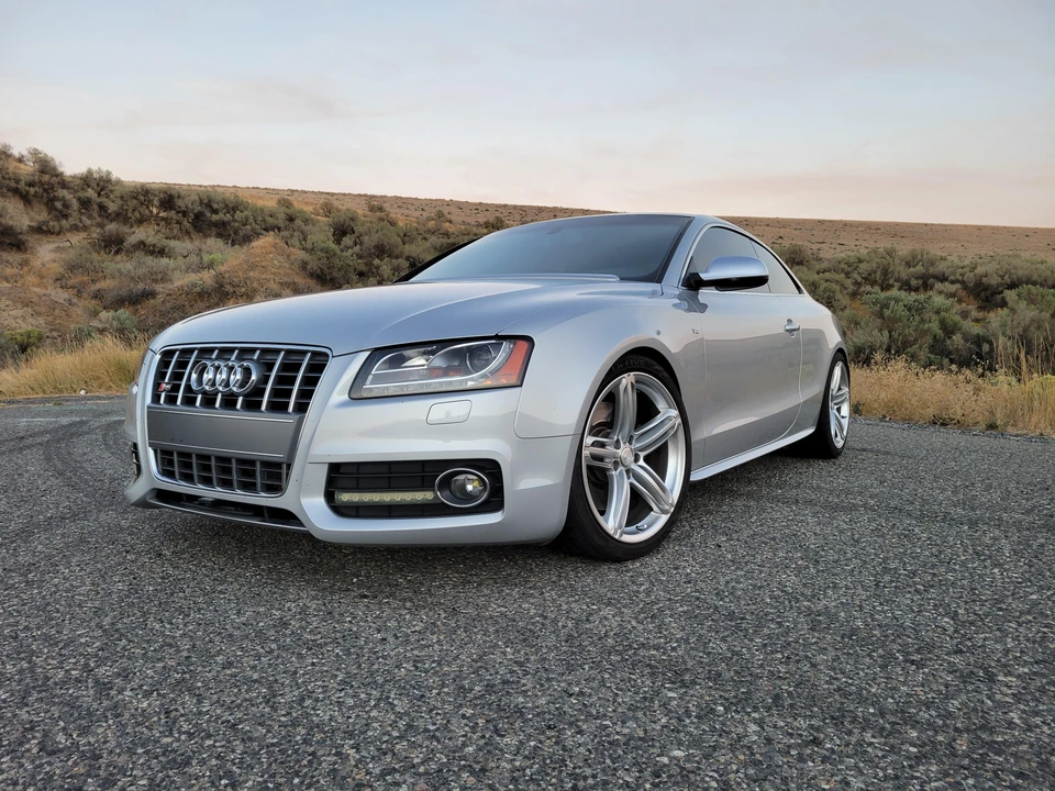 2011 Audi B8 S5 - Image 10 of 23