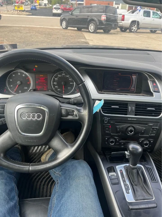2011 Audi B8 A4 - Image 15 of 17