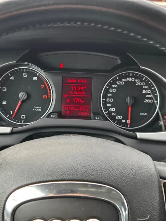 2011 Audi B8 A4 - Image 7 of 10