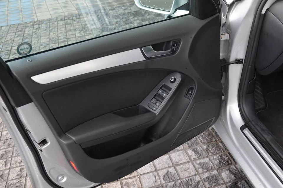 2011 Audi B8 A4 - Image 7 of 16