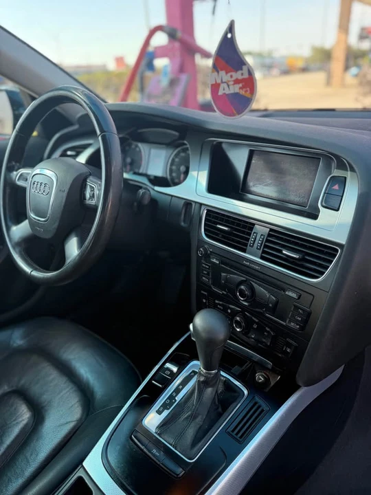 2011 Audi B8 A4 - Image 10 of 16