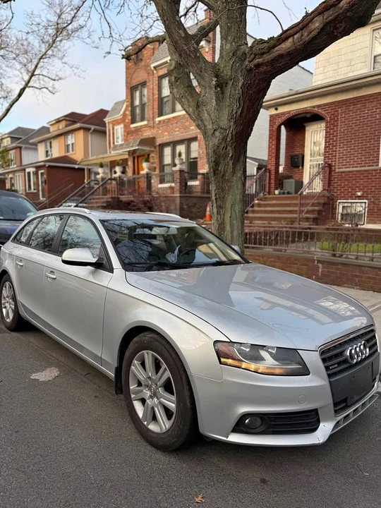 2011 Audi B8 A4 - Image 2 of 7