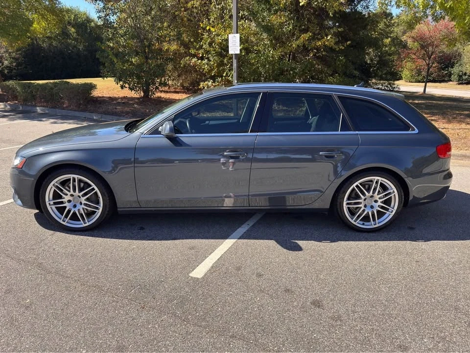 2011 Audi B8 A4 - Image 2 of 19