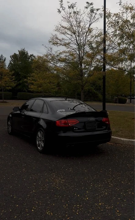 2011 Audi B8 A4 - Image 2 of 4