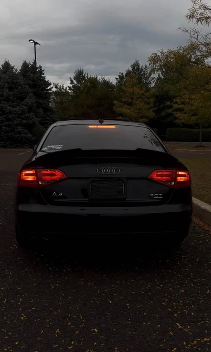 2011 Audi B8 A4 - Image 3 of 4