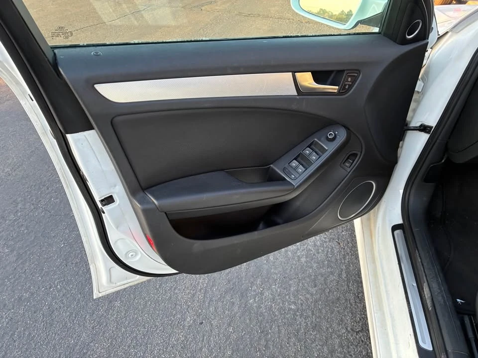 2011 Audi B8 A4 - Image 10 of 16