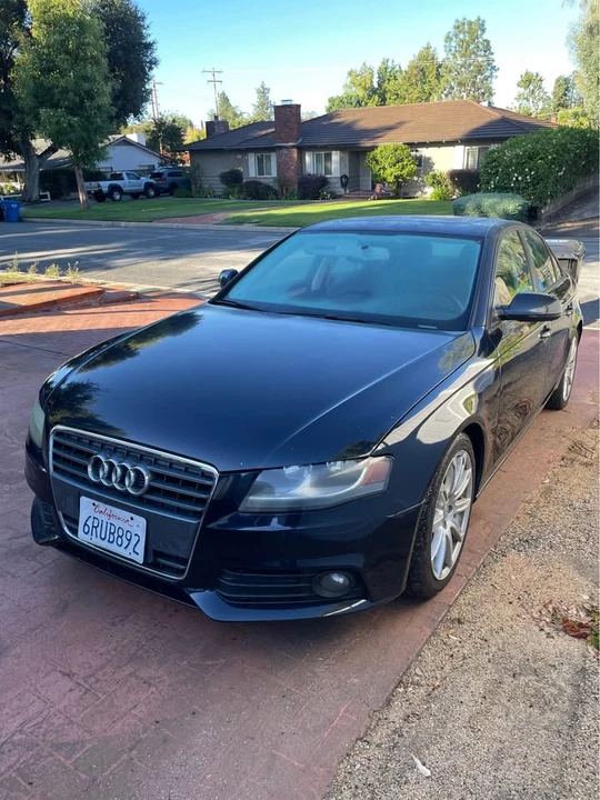 2011 Audi B8 A4 - Image 2 of 3