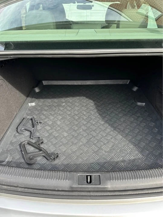 2011 Audi B8 A4 - Image 7 of 10
