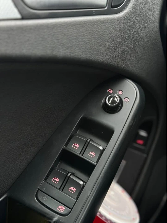 2011 Audi B8 A4 - Image 10 of 13