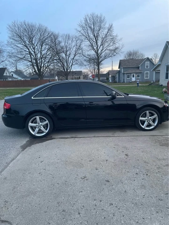 2011 Audi B8 A4 - Image 2 of 6